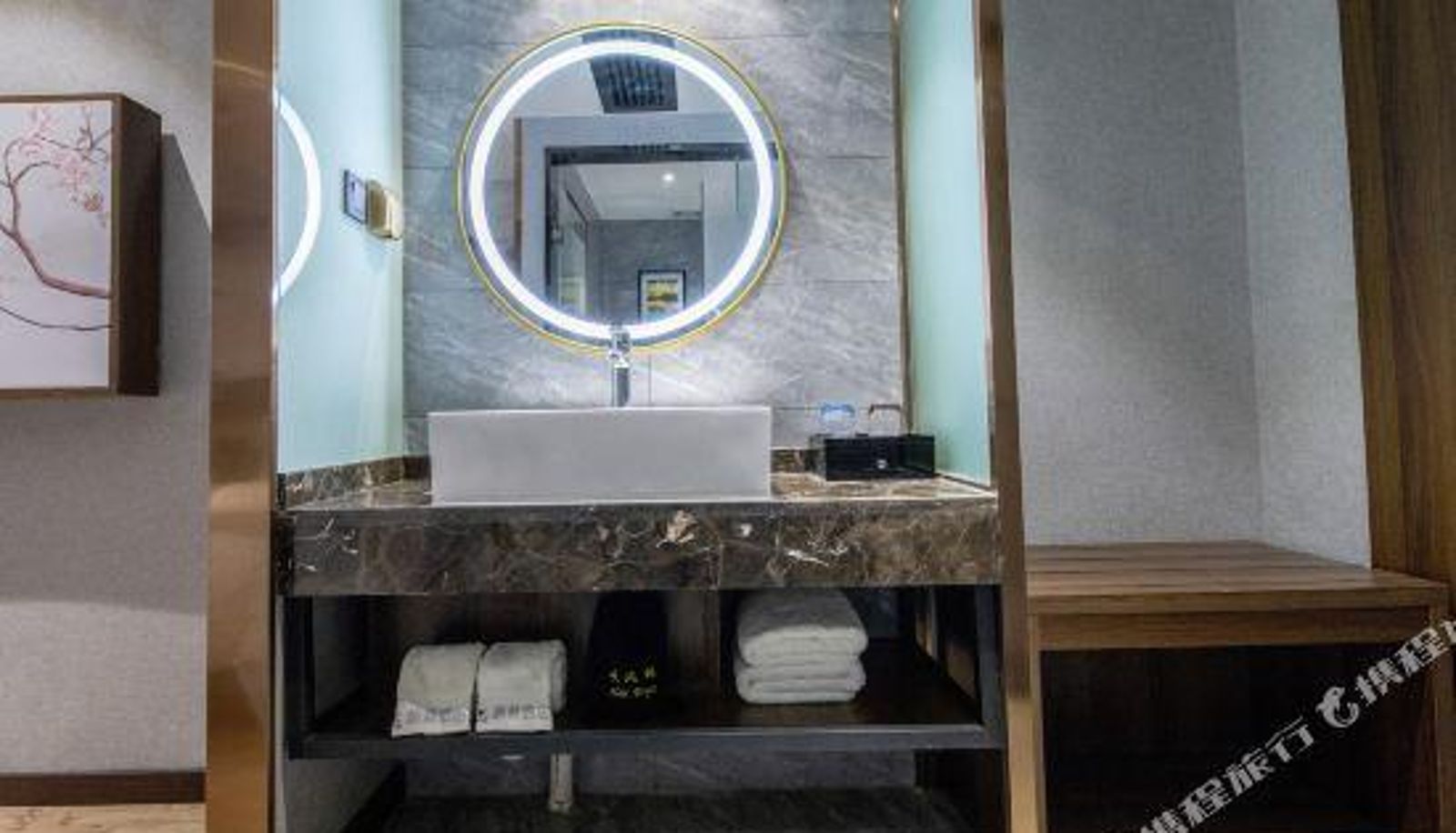 Room - Moline Select Hotel
