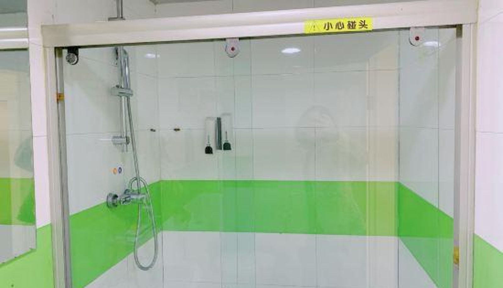 Zimmer - 7 Days Inn (Huaihua Railway Station Square)
