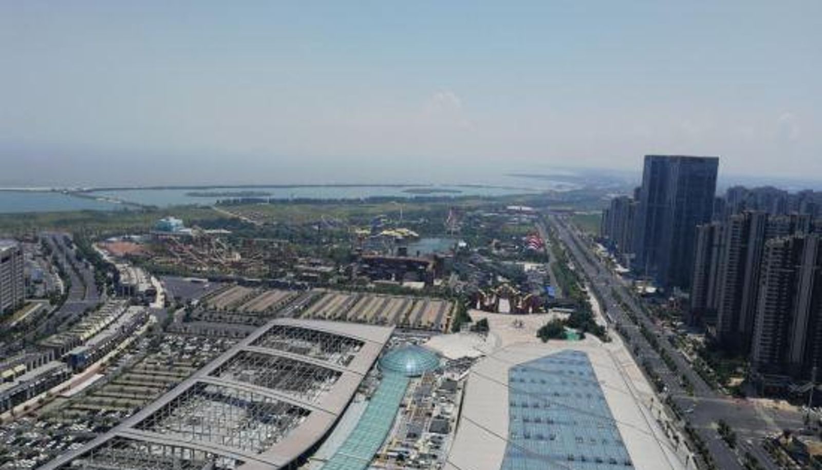 Zimmer mit Seeblick - Holiday Inn Yiju Hefei
