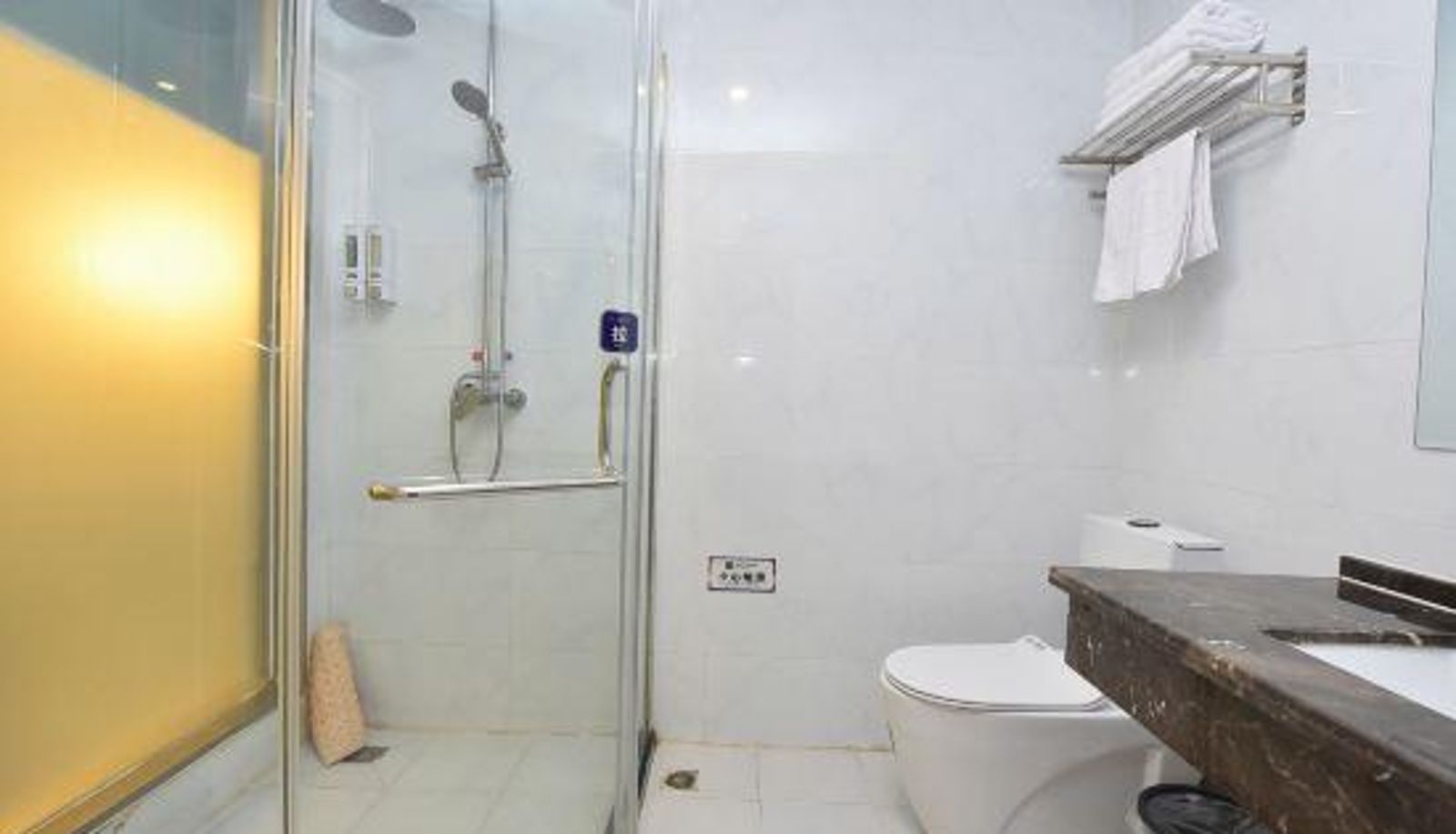 Zimmer - Hefei)  Changjiang West Road happy Road Inn   Hotel (Guizhuang Subway Station