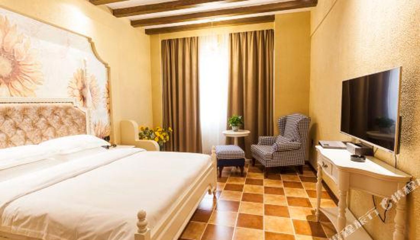 Room - MoWee Art Hotel