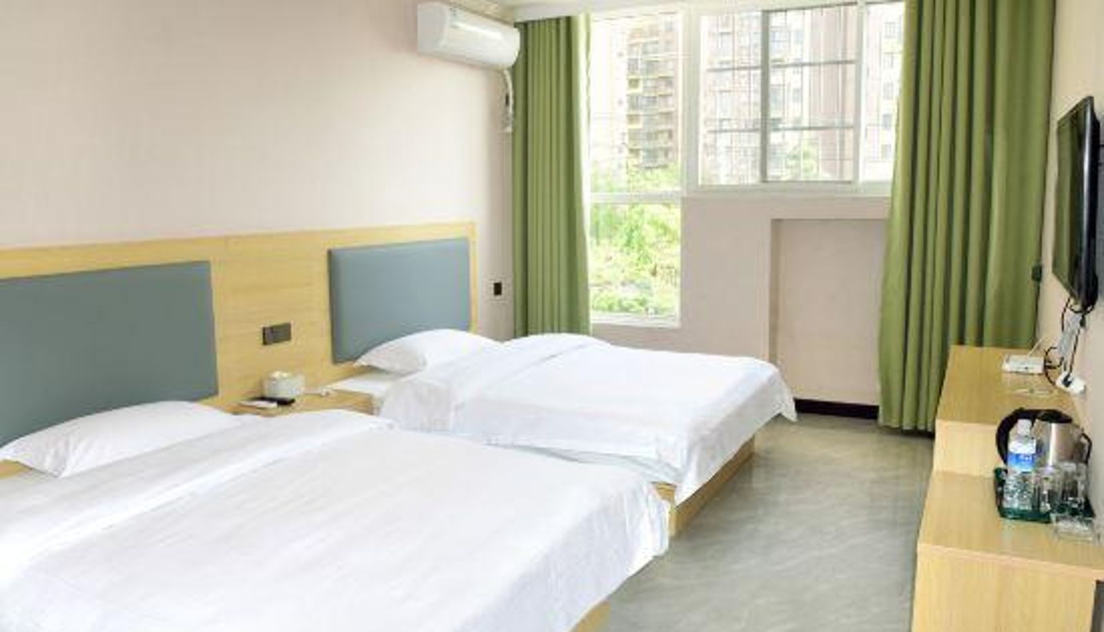 Zimmer - Lanyun Tiancheng Hotel ((Dazhaoshan National Forest Park International E-commerce Industrial Park))