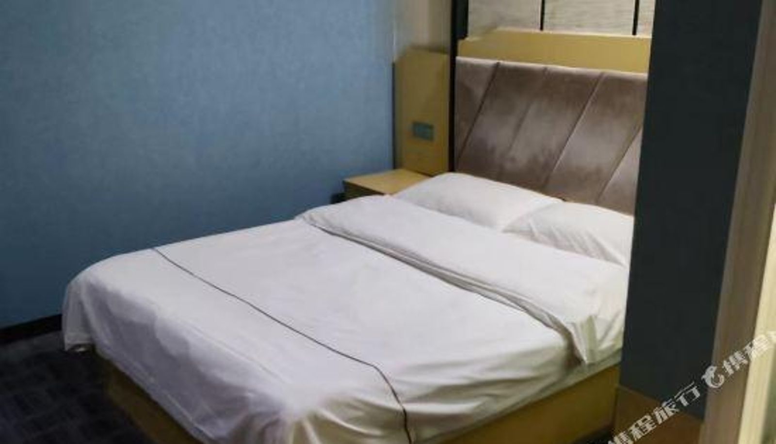 Camera - YJSW  HOTEL