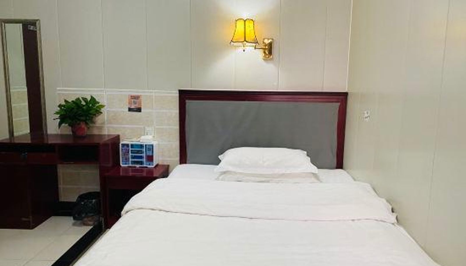 Zimmer - Yiyuan Express Hotel