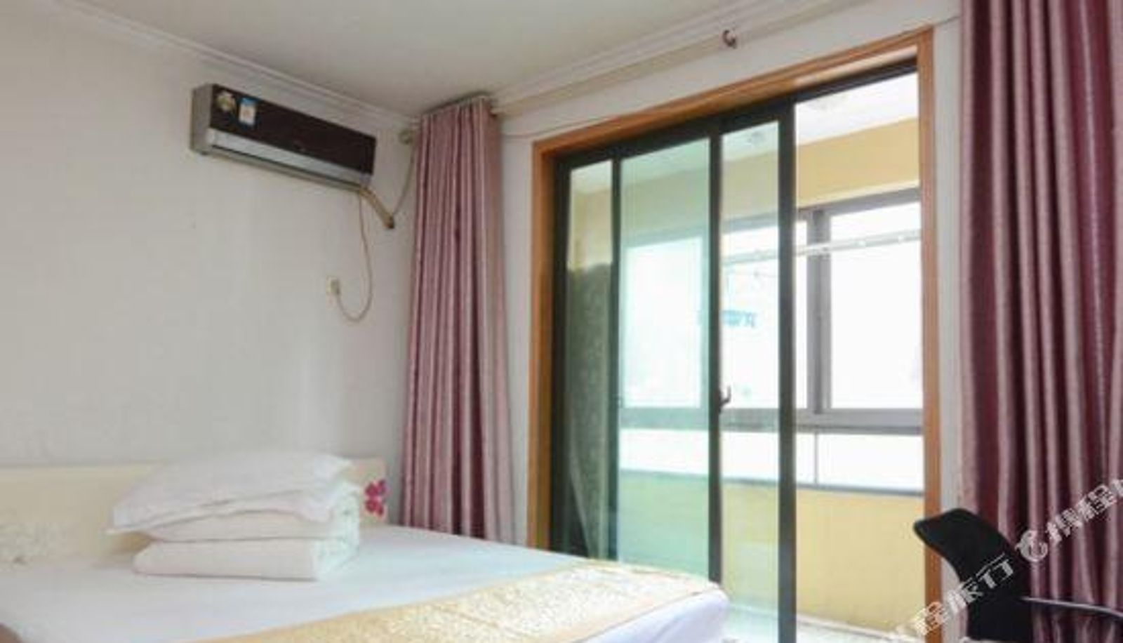 Zimmer - Yijia Hotel