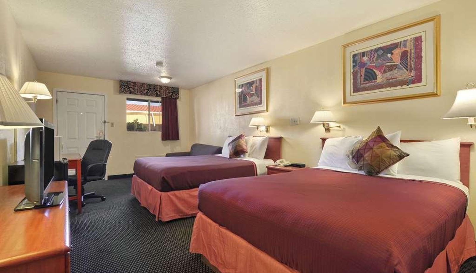 Quadruple room - ABVIS College Station