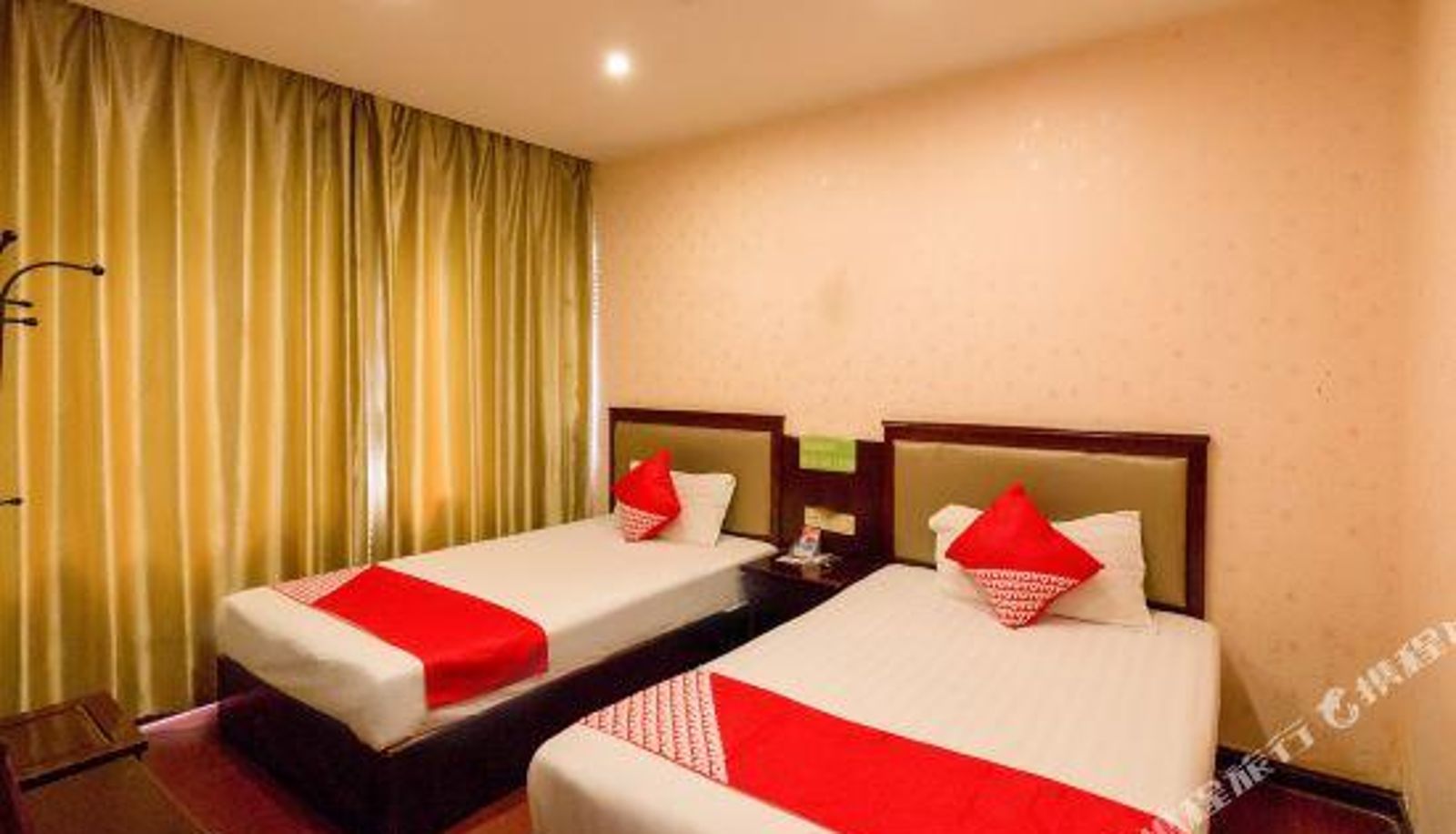 Camera - Jindu Business Hotel