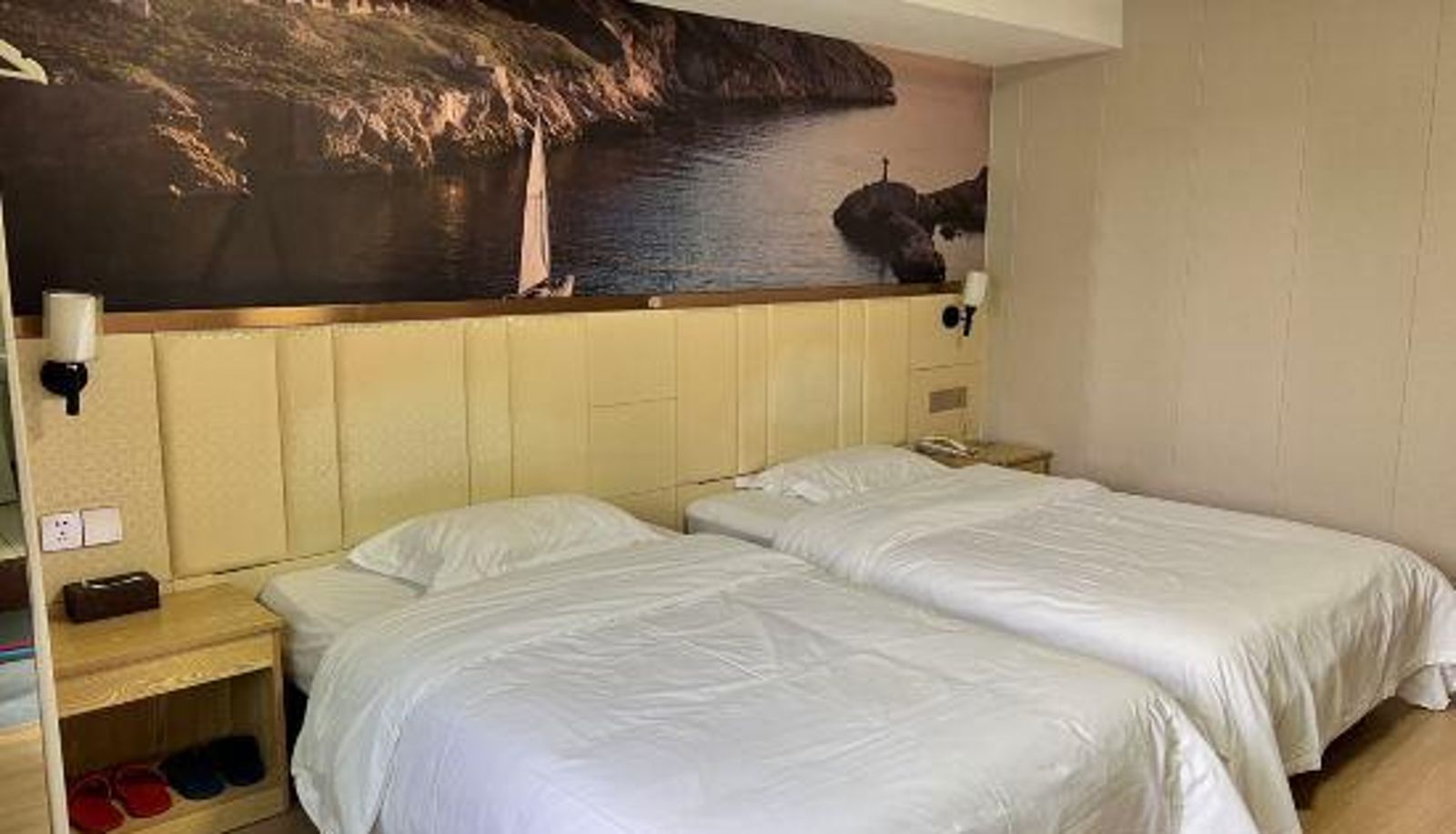 Zimmer - Hongda Hotel (Baihuting Wanda Plaza)
