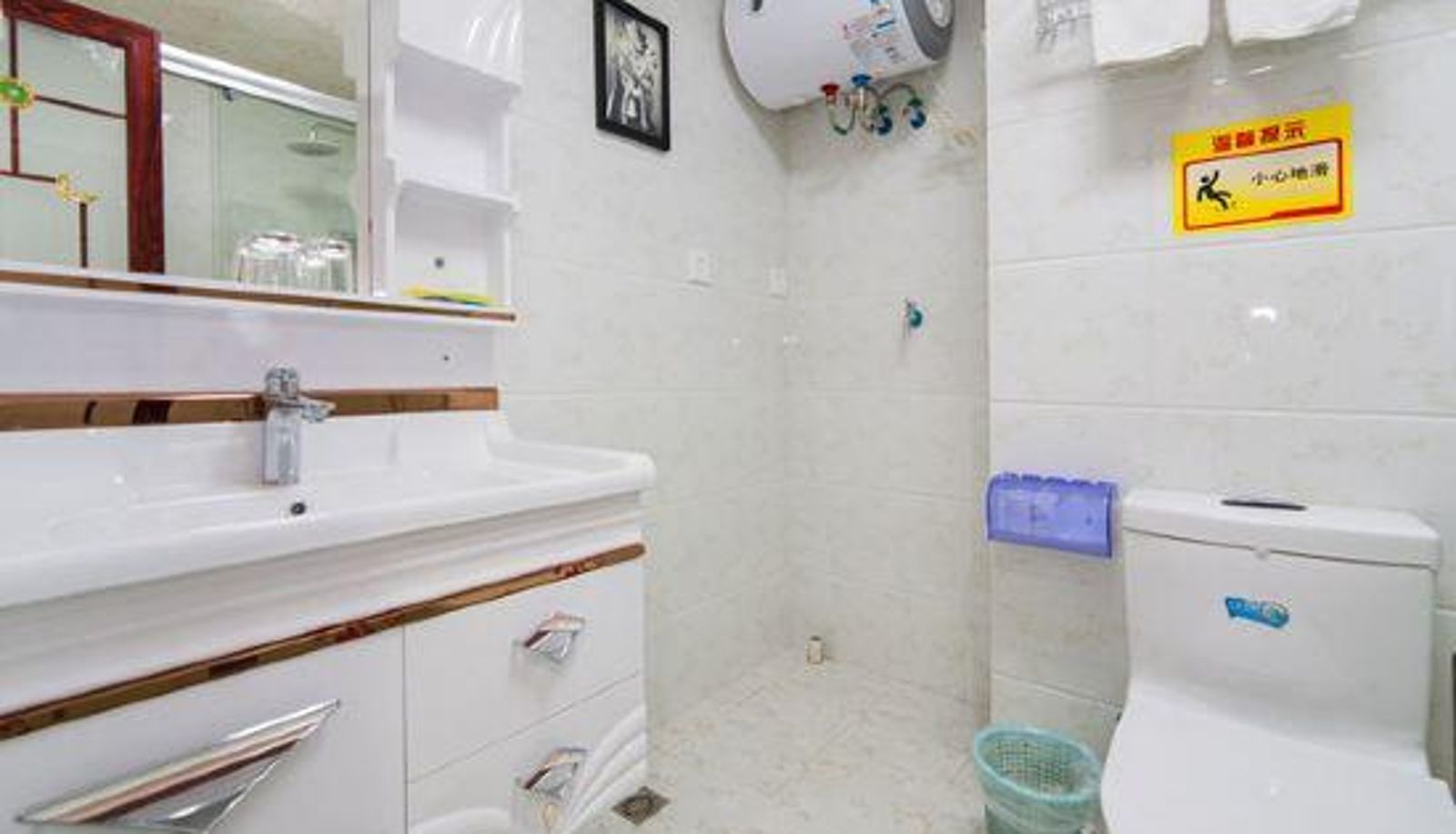Zimmer - Yinhe Zhixing Apartment (Fuzhou Sanfang Qixiang Civil Aviation Plaza)