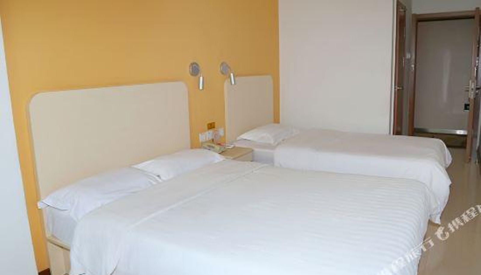 Family room - Shangyue Express Hotel