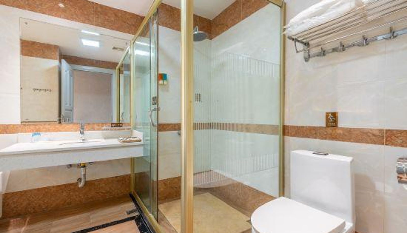 Camera business - Foshan Xiangying Hotel (Nanzhuang Ceramics Expo City)