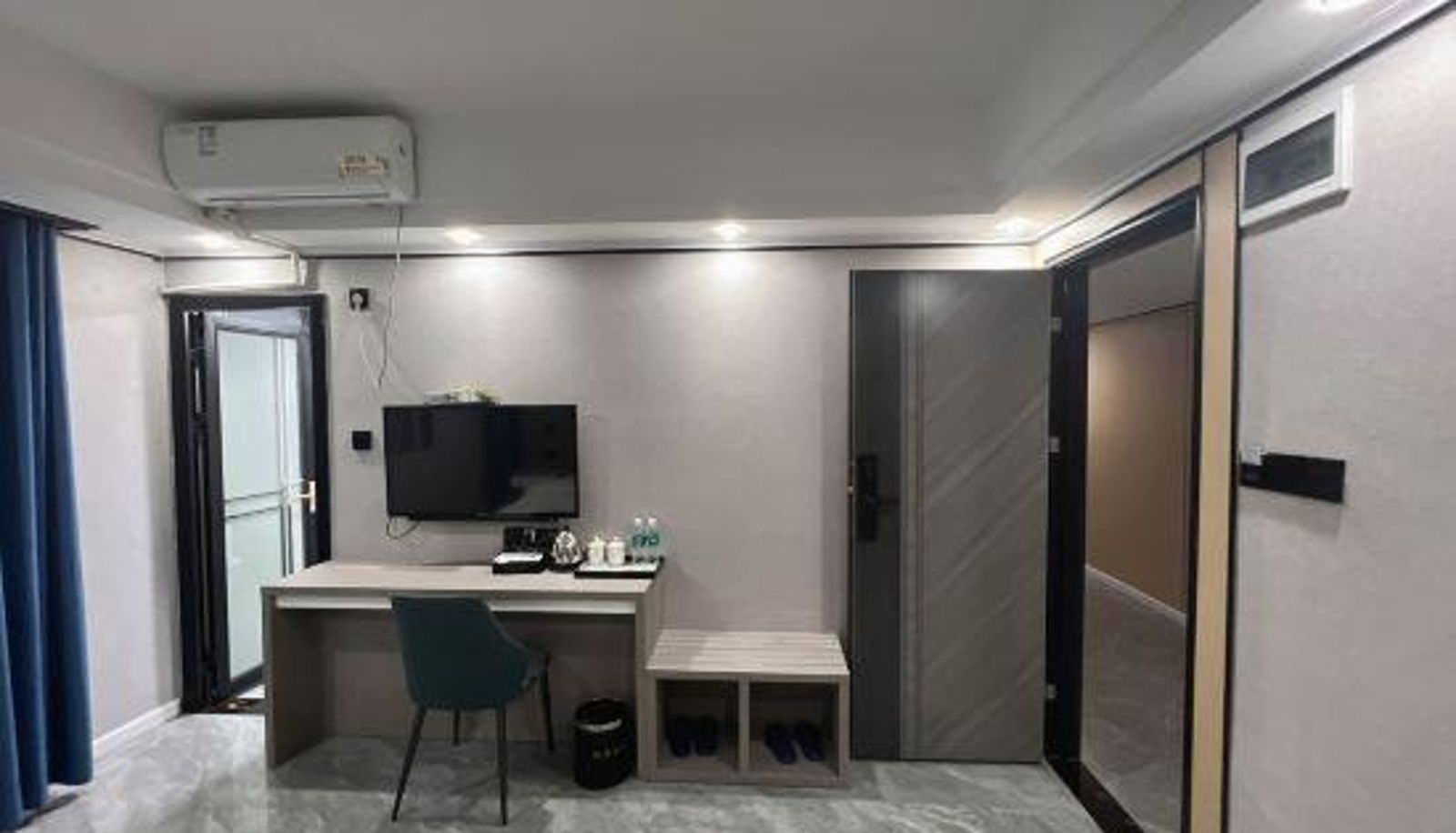 Kamer - Zero Feng Mansion (Foshan West Railway Station Shadi Airport Branch)