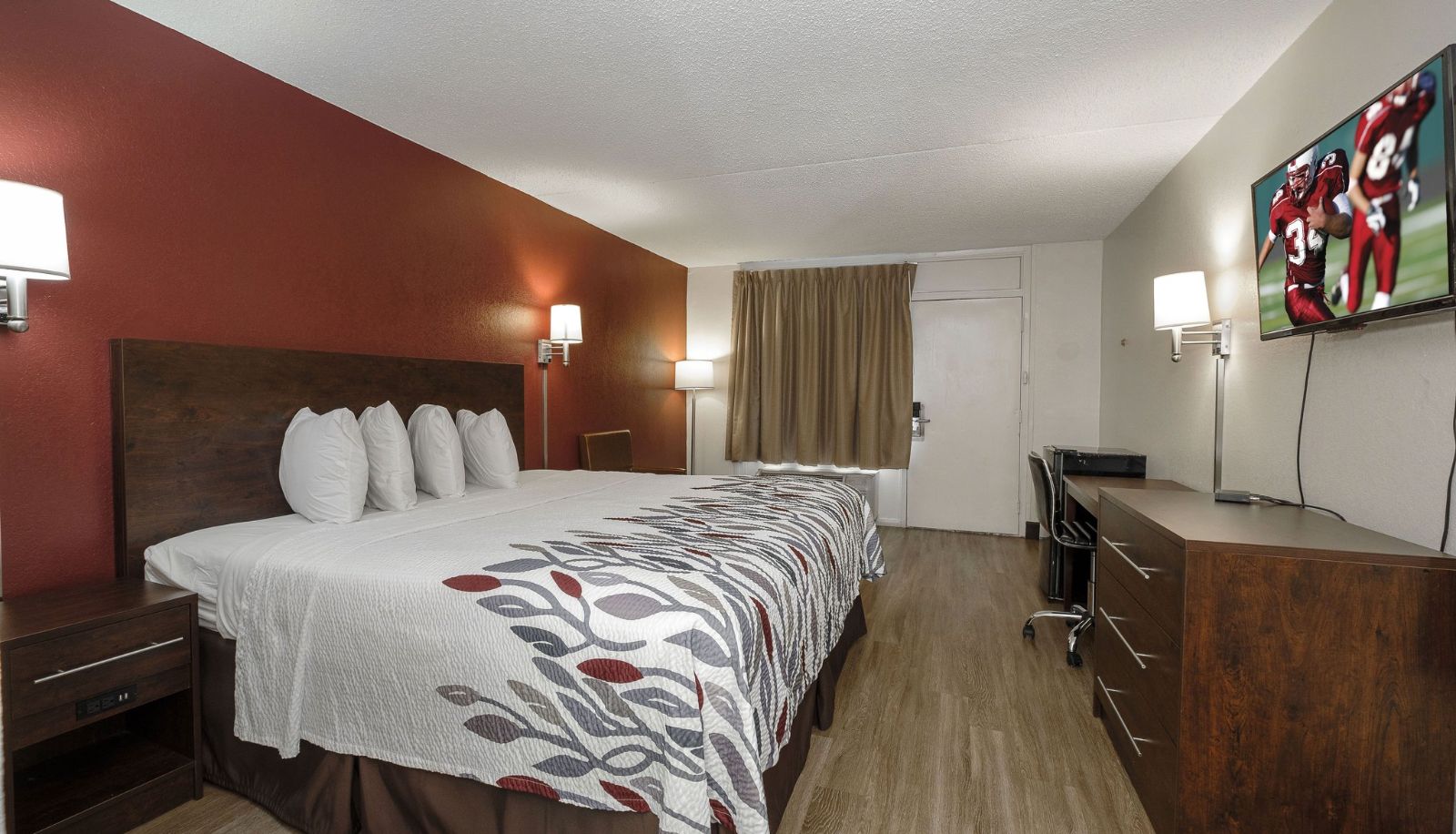 Room - Red Roof Inn Fredericksburg North