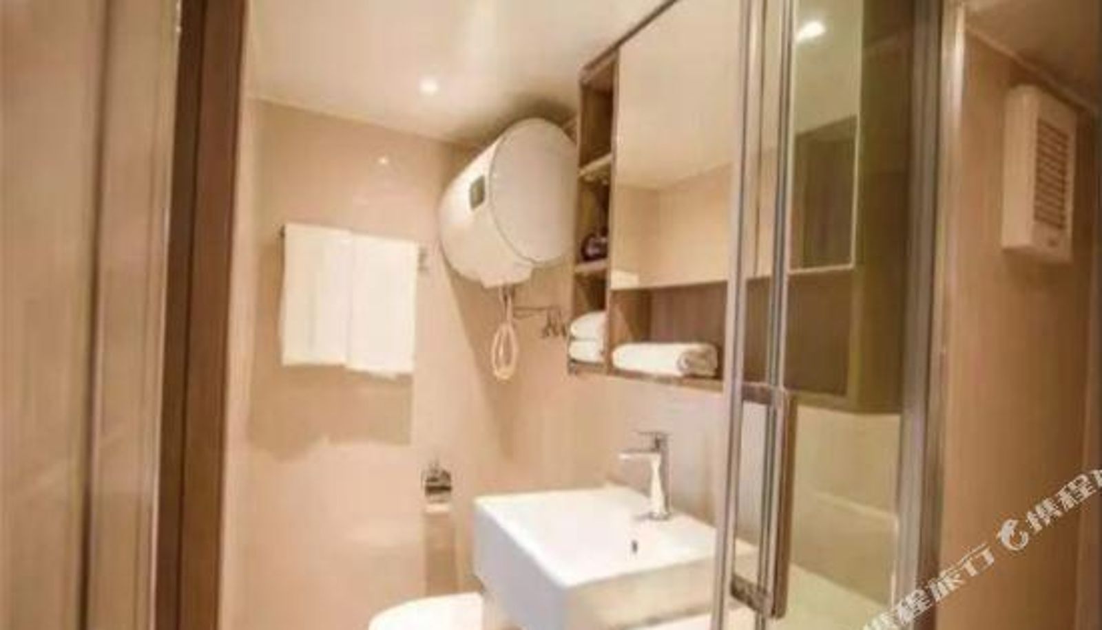 Camera - Yilong Ruige International Apartment