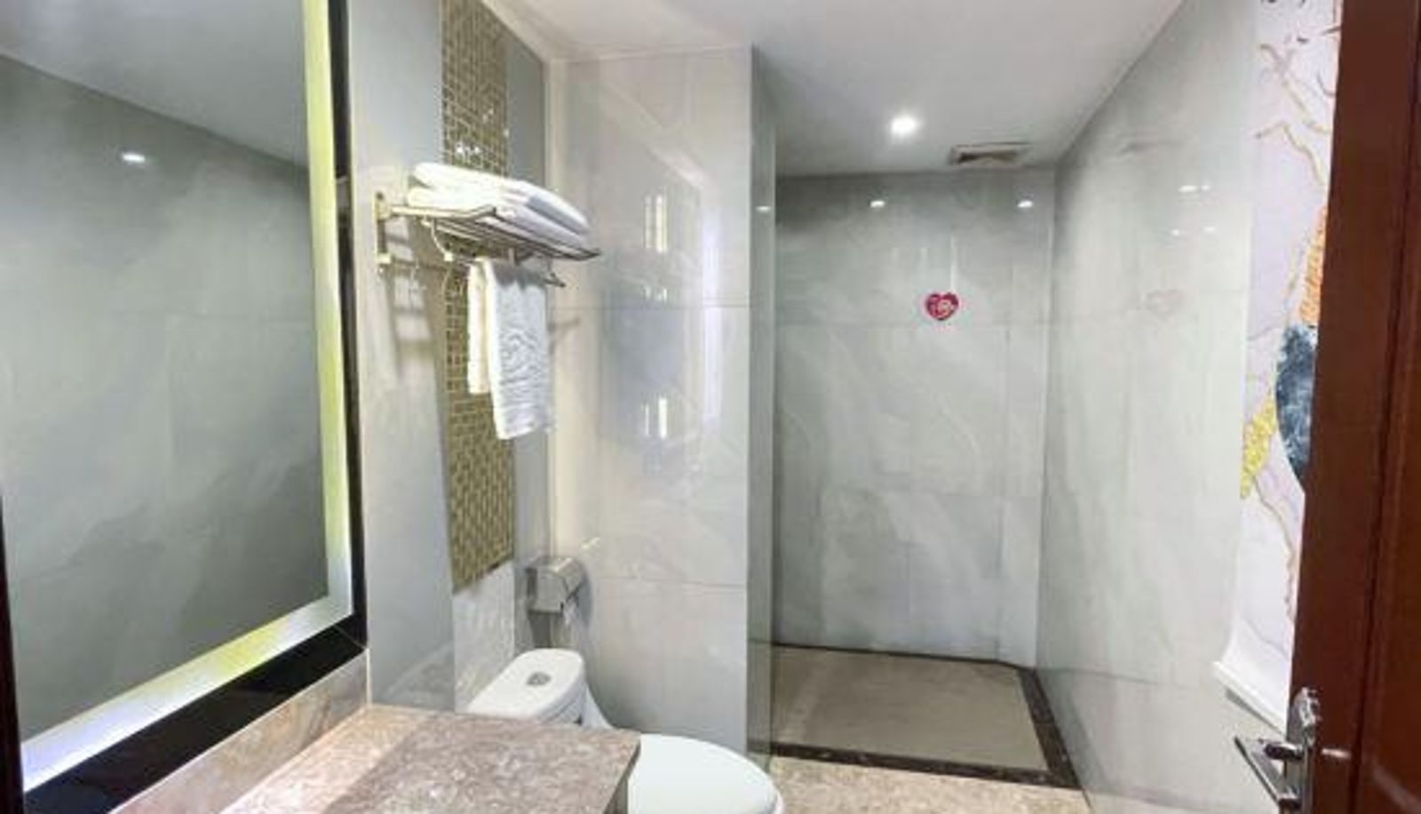 Camera per famiglia - Haiyun Business Hotel (Foshan Chancheng Lanshi Subway Station)