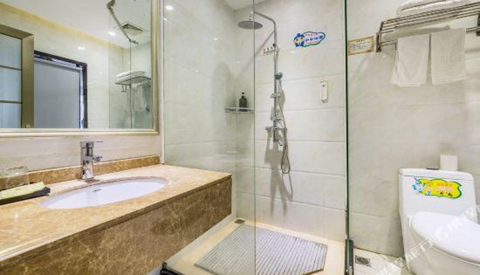 Habitación - Shunde Youth Season Hotel (Ronggui Fisherman Wharf Shop)