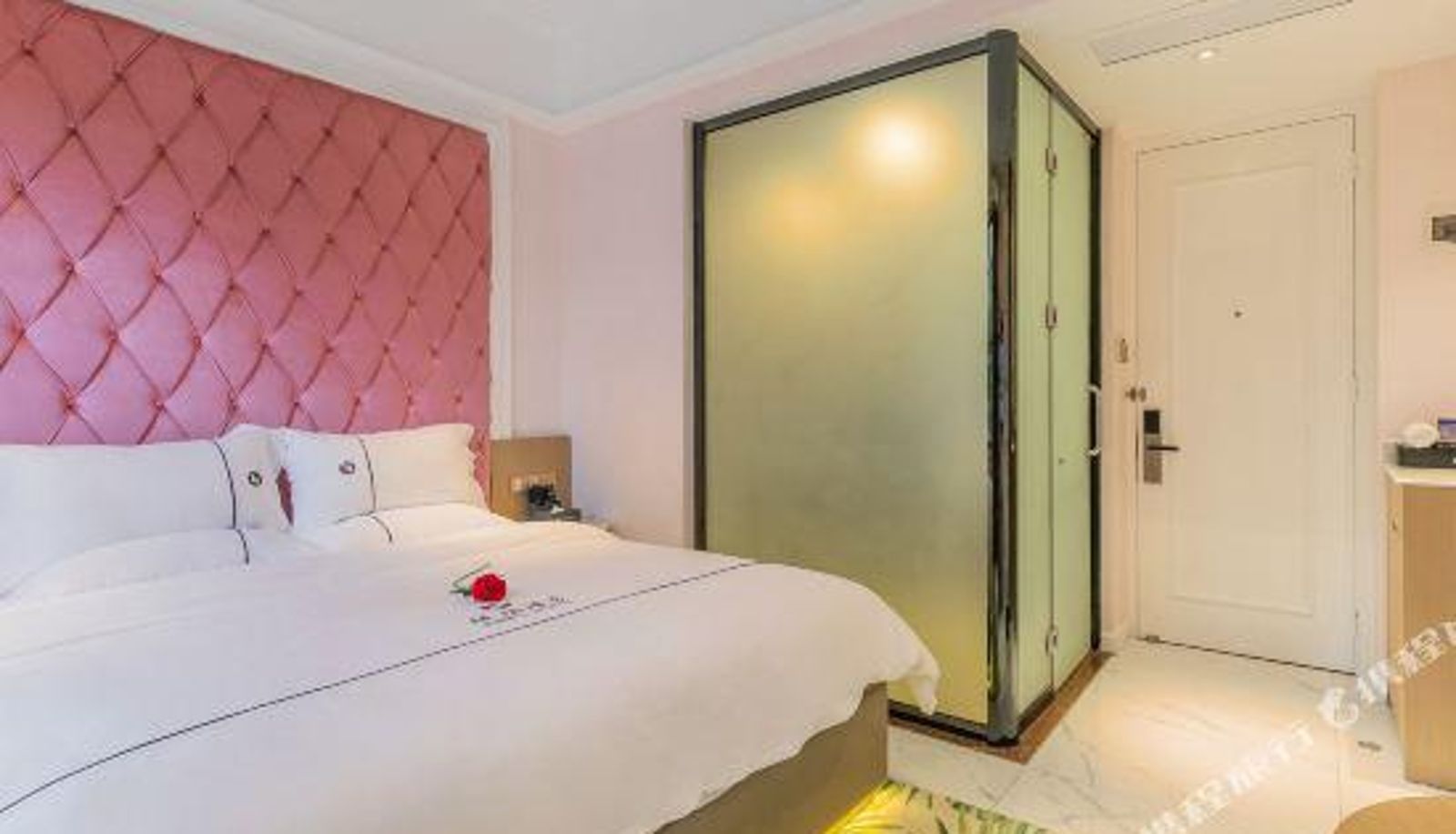 Kamer - Junfu Chain Hotel