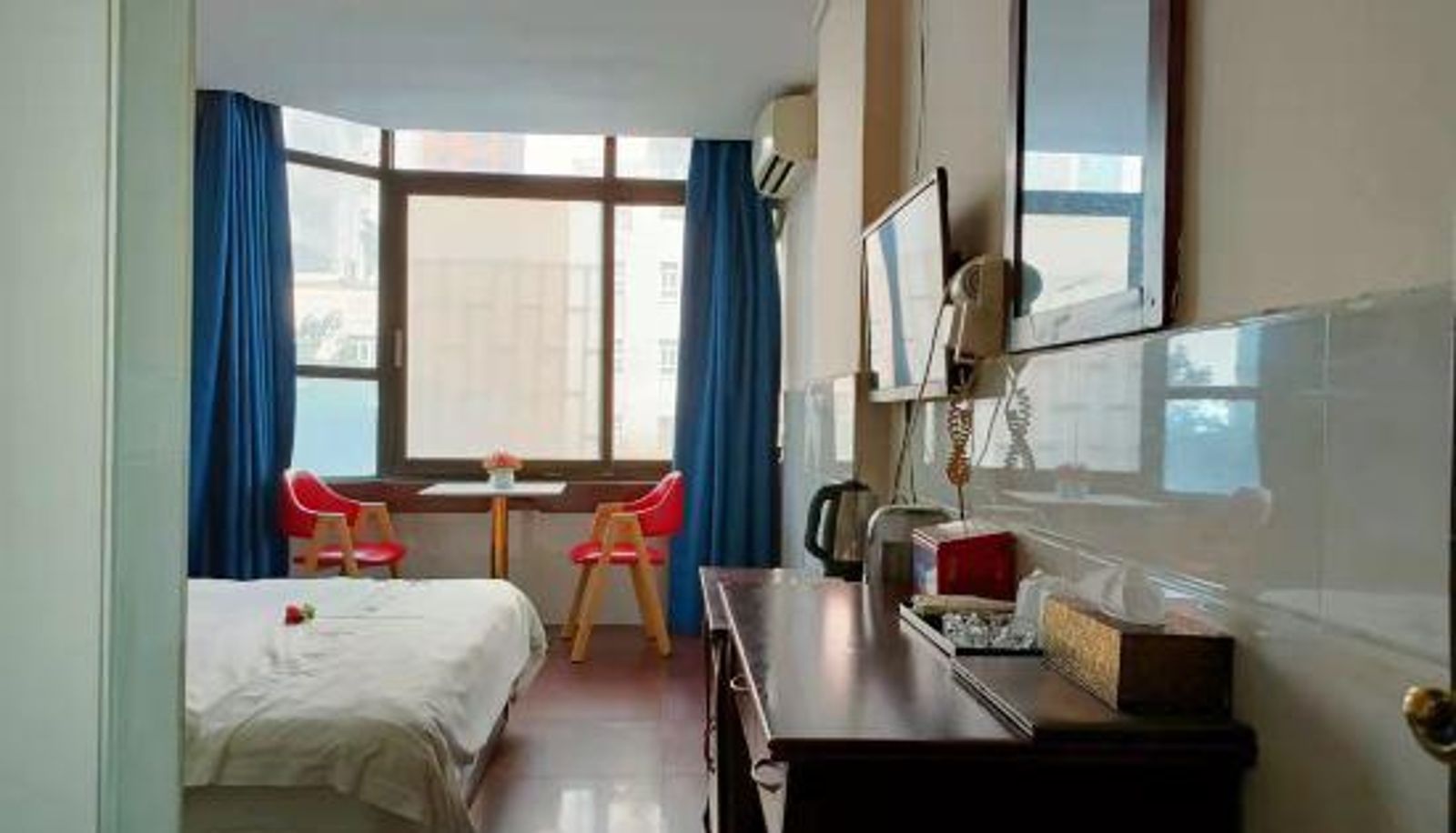 Zimmer - Jingxin Hotel