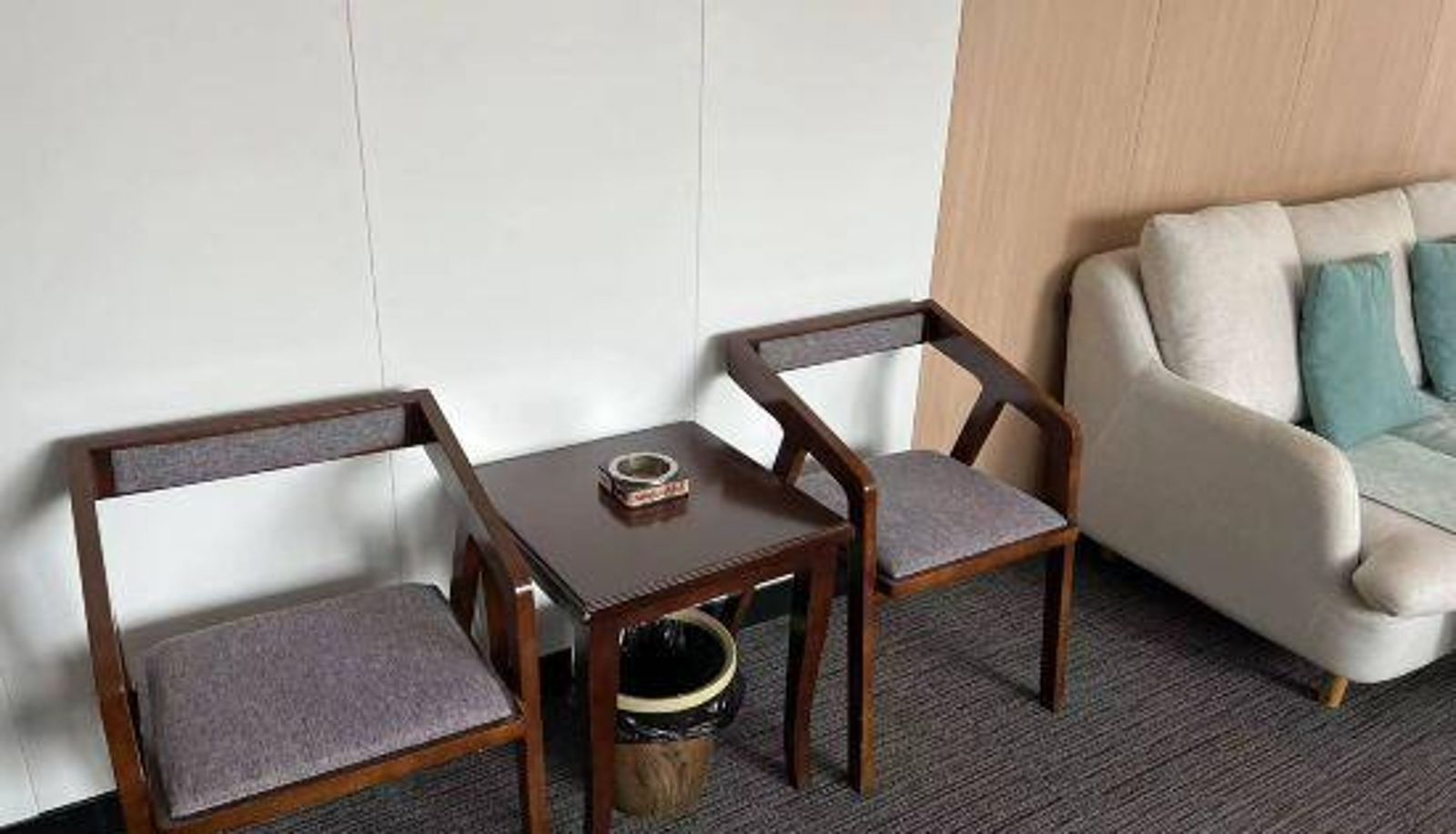 Business room - MCURTAINSE