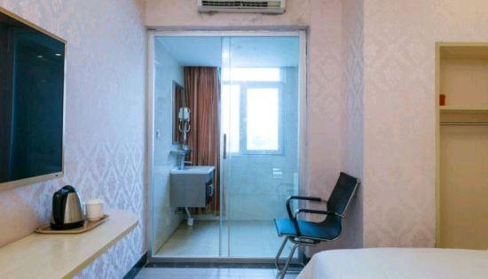 Camera - Xiangtian Hotel