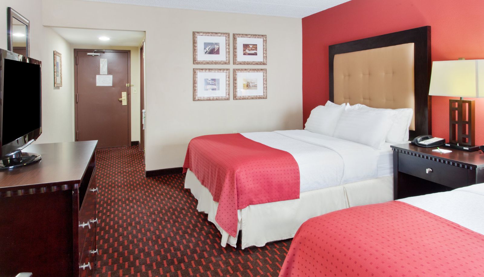 Room - Wyndham Garden Dover