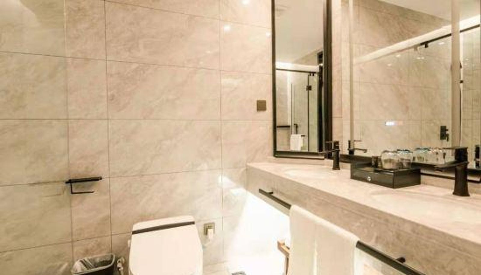 Zimmer - CARDIA HOTEL