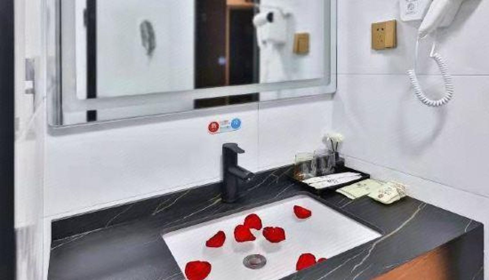 Room - Shanli Business Apartment (Machongzhen Huayang Lake Branch)
