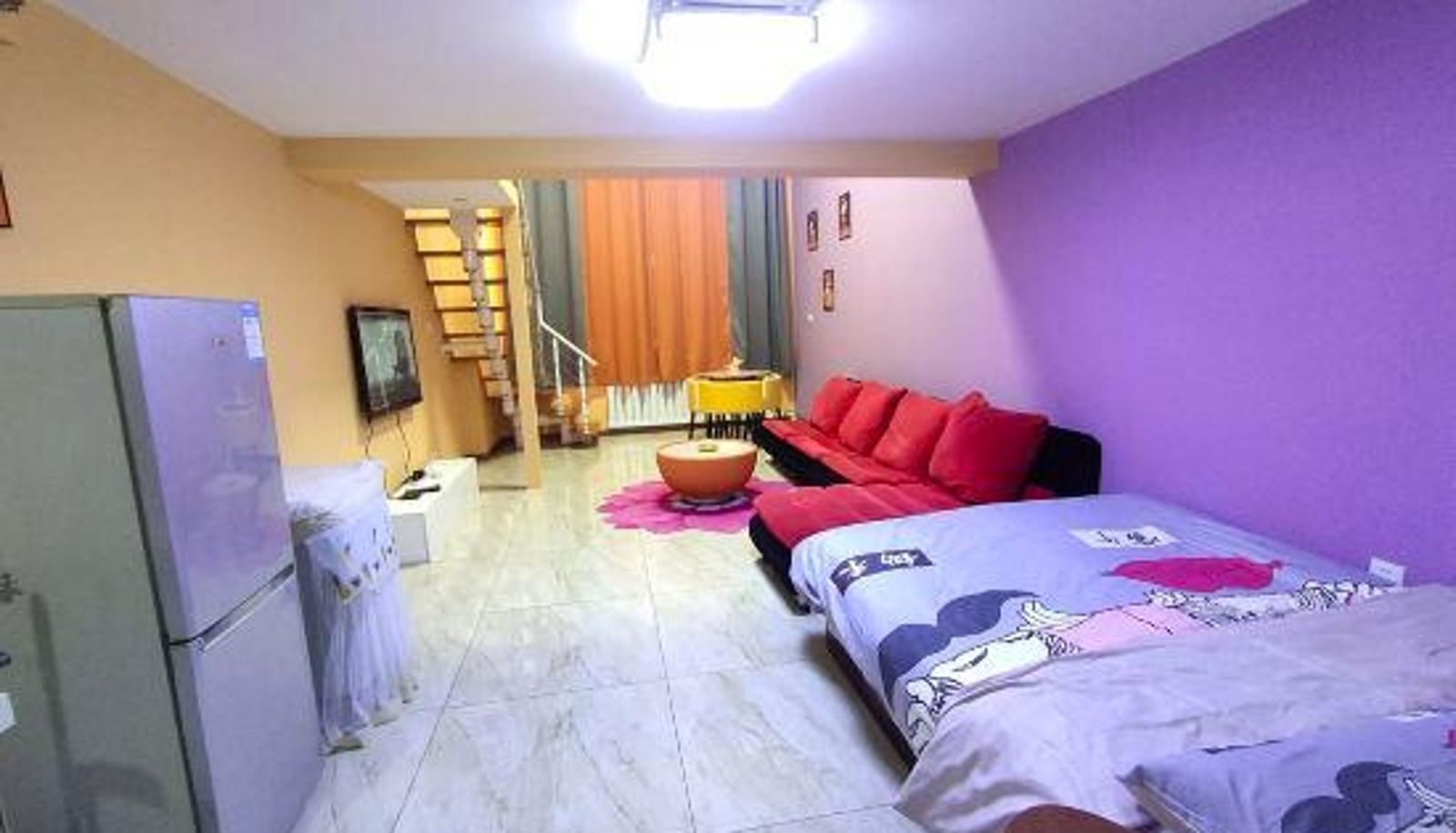 Camera - What? renting a room on a day.