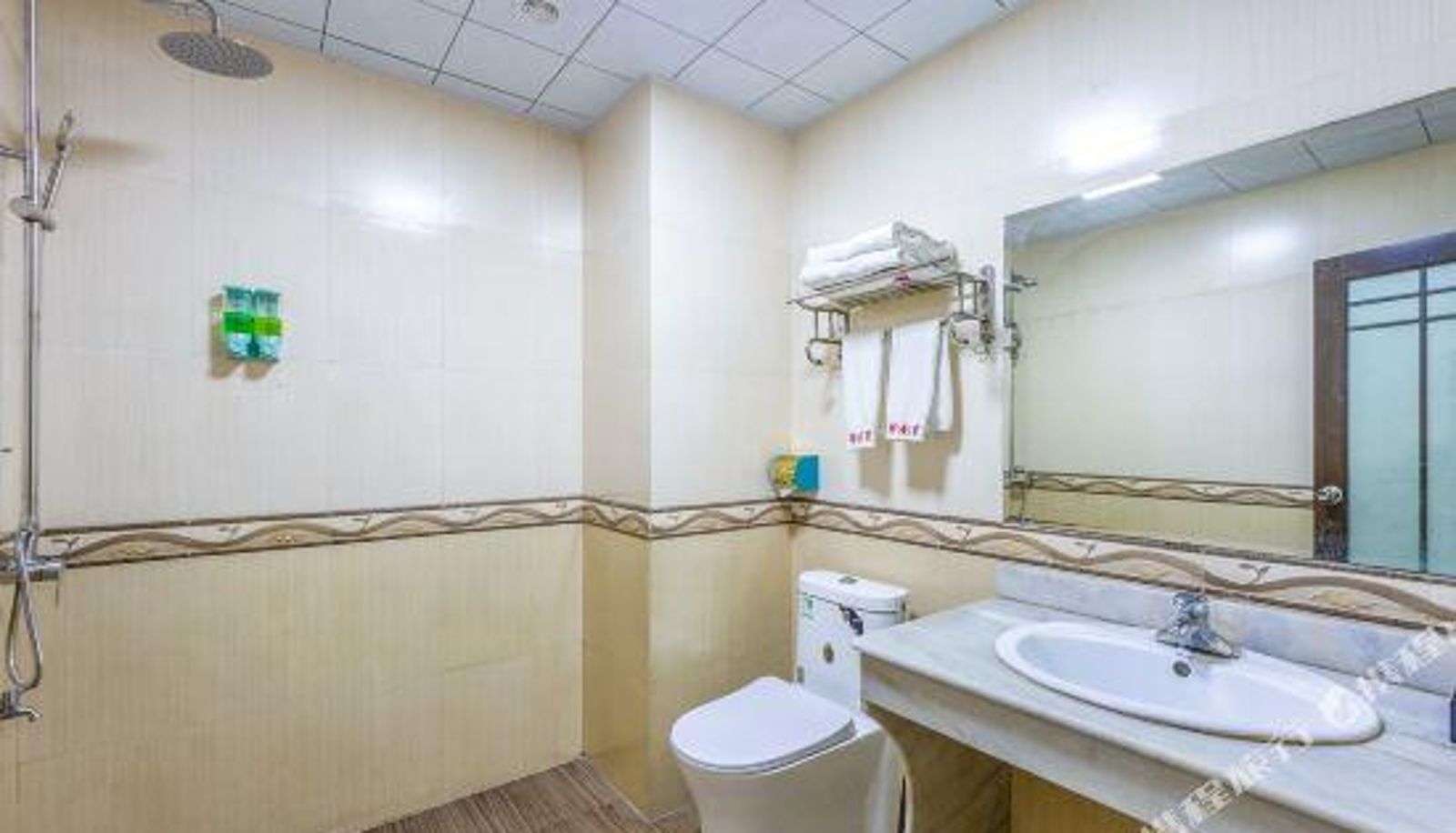 Camera - Yinxing Business Hotel