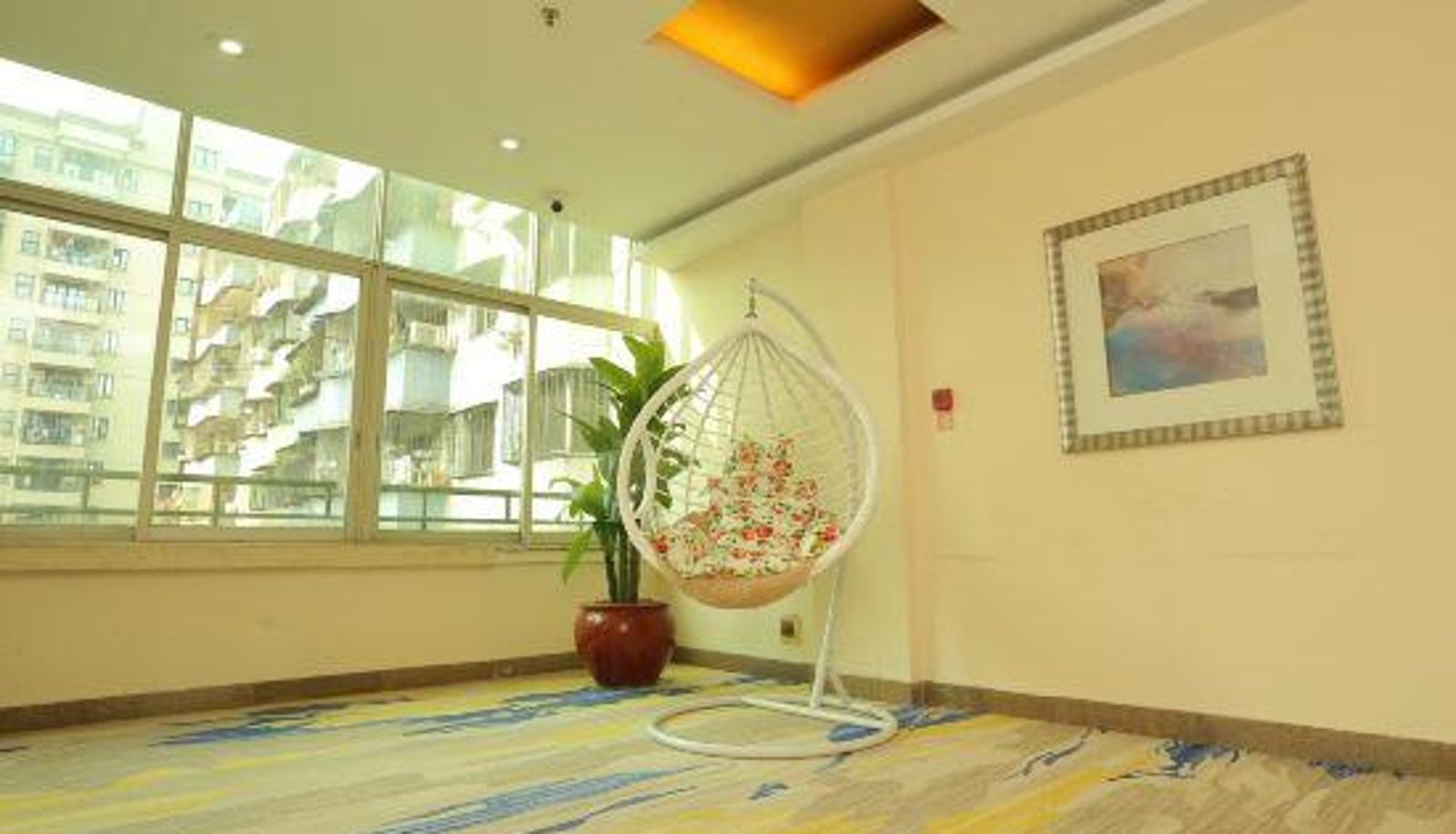 Zona de bienestar y gimnasio - Yazhen Hotel