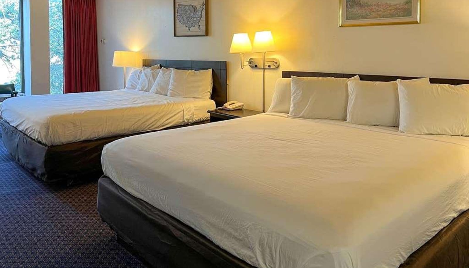Quadrupla - Econo Lodge