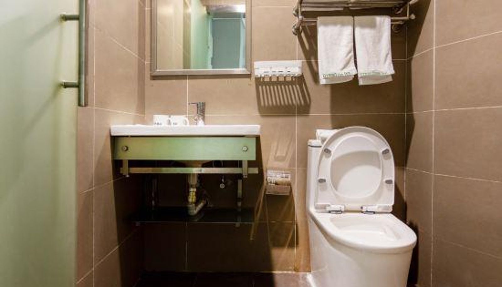 Zimmer - City Comfort Inn (Chizhou High-speed railway station)