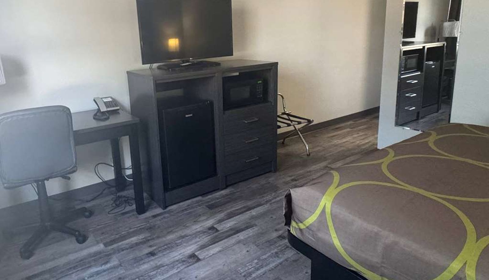 Zimmer - Super 8 by Wyndham Great Falls City Center