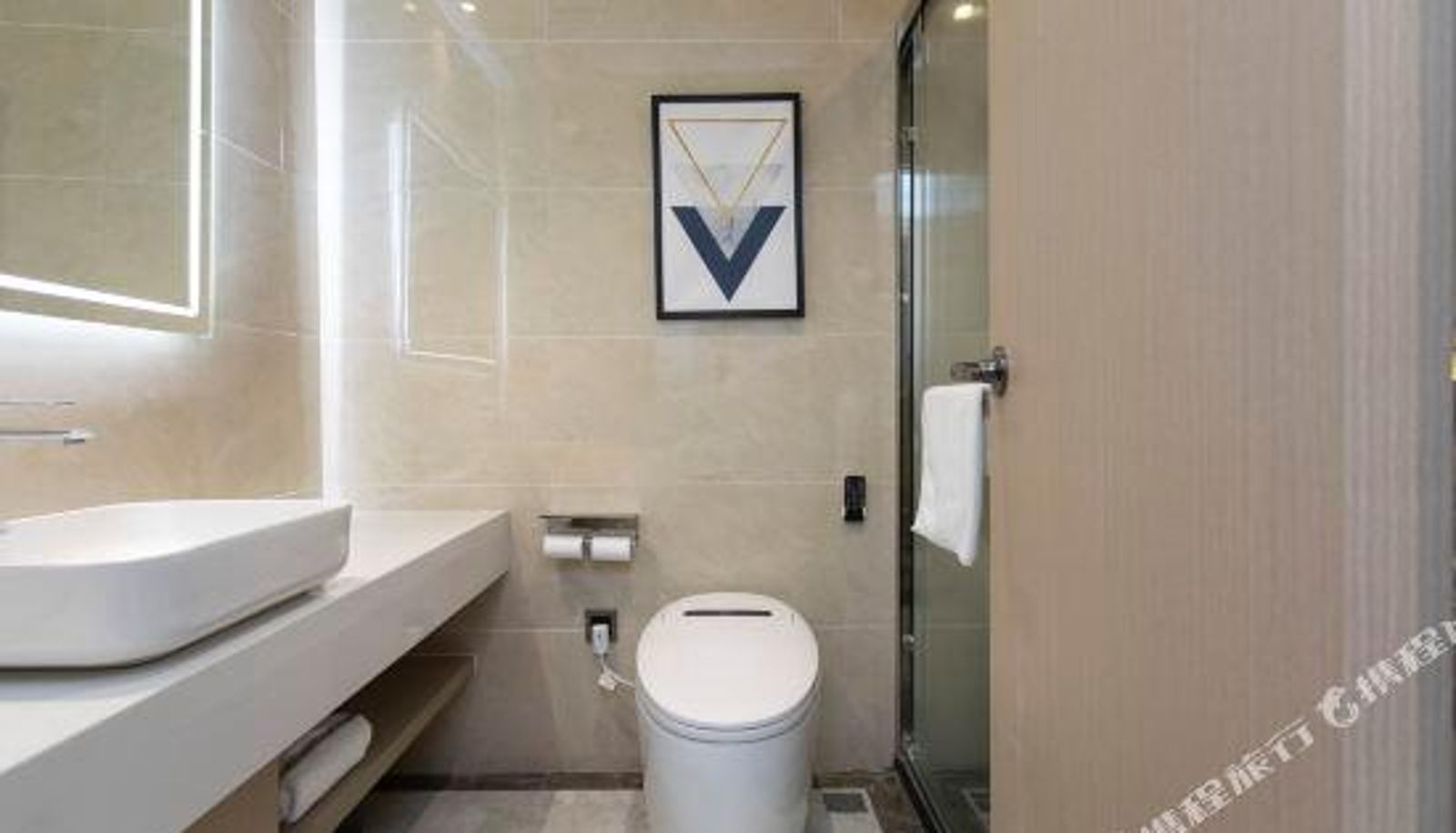 Chambre - Yaster International hotel (Ceramic Center store)