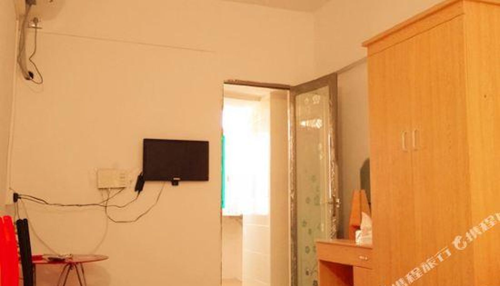 Zimmer - Four Seasons Apartment