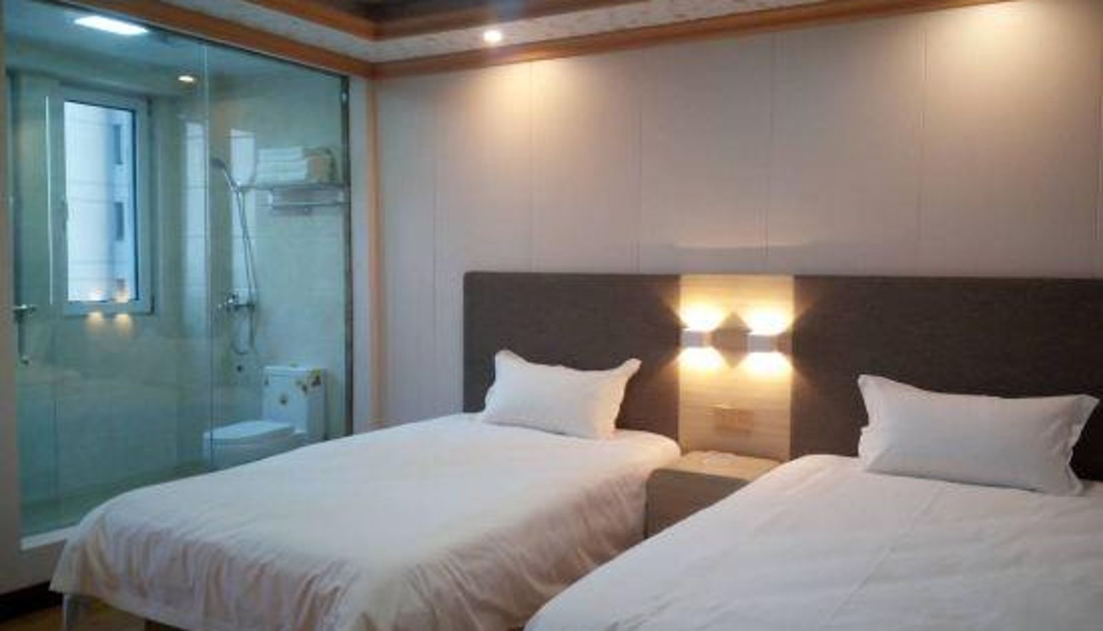 Innenbreich - Caicheng Zhilian Hotel (Cangzhou Mingguang Road Branch)