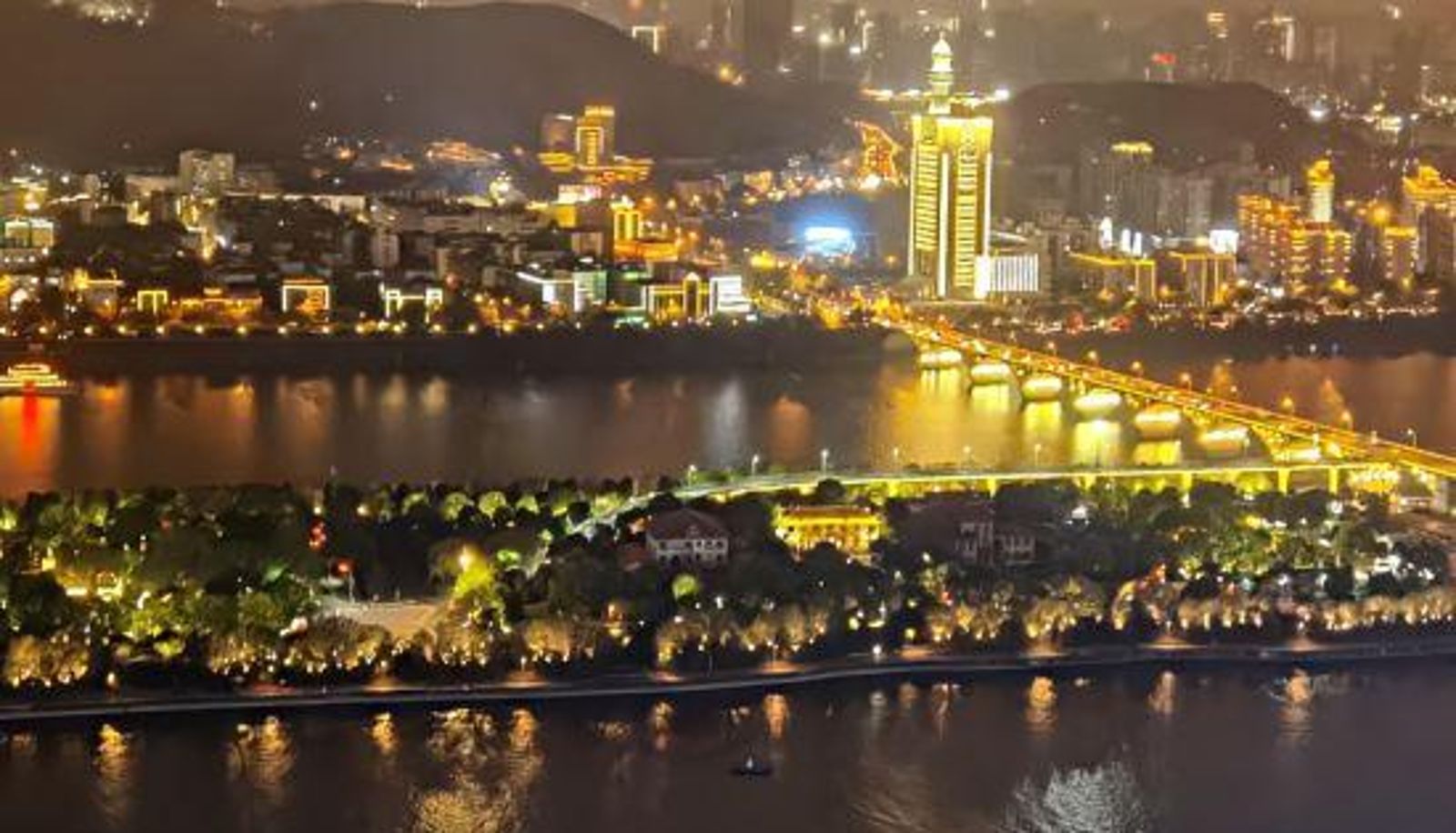 Chambre avec vue sur la rivière - Hongyuan Riverview Service Apartment (Wuyi Square Pozi Street)