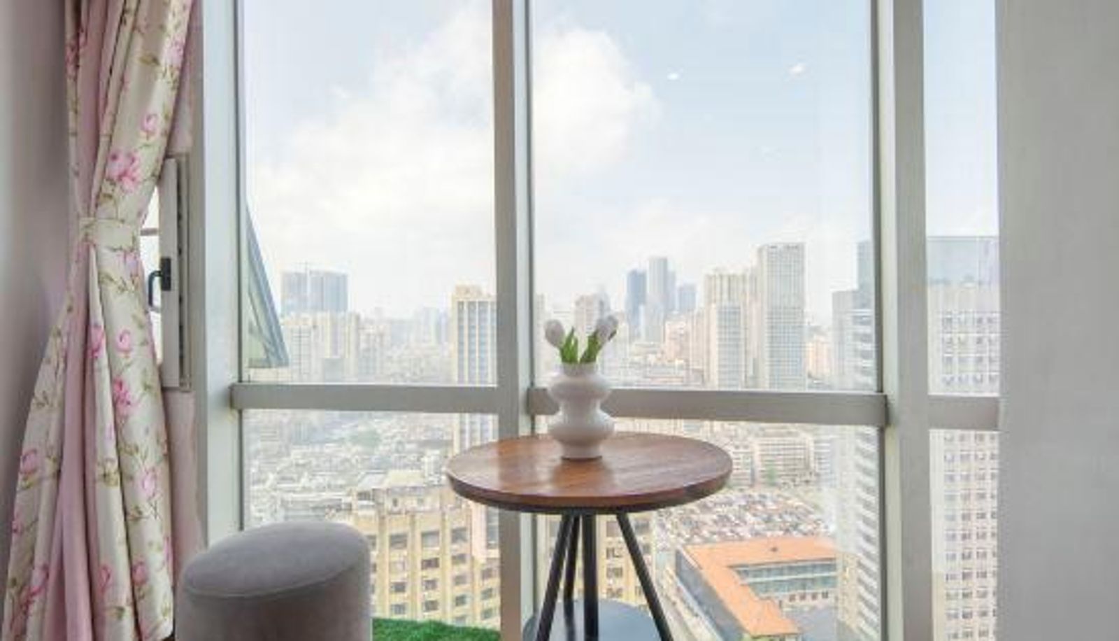 Room with balcony - Xinghe Love Creative Hotel