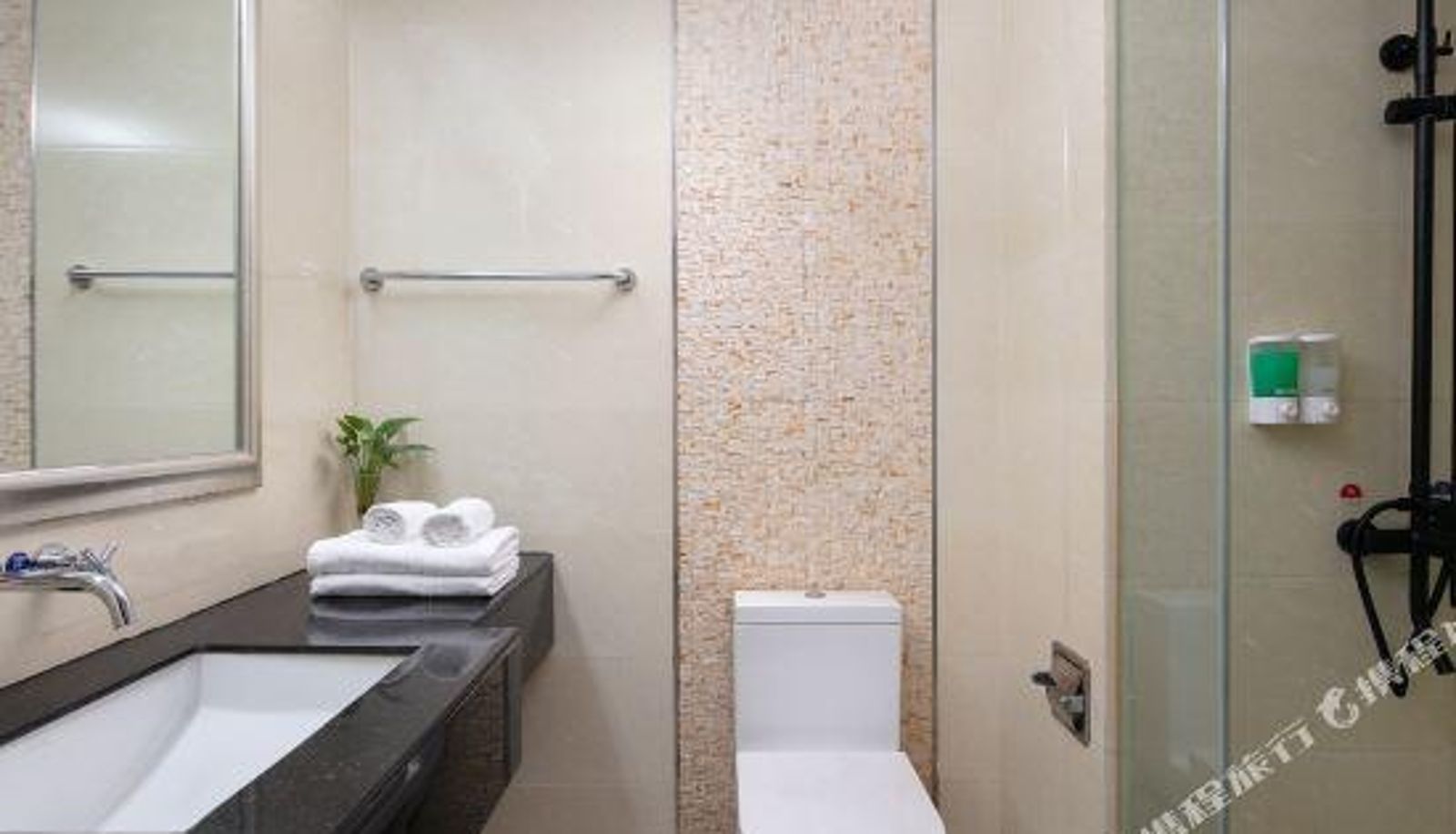 Kamer - Beyond the border · zhenpin Hotel