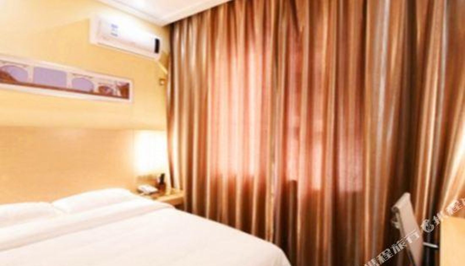 Room - Aolai Hotel (Railway Station)