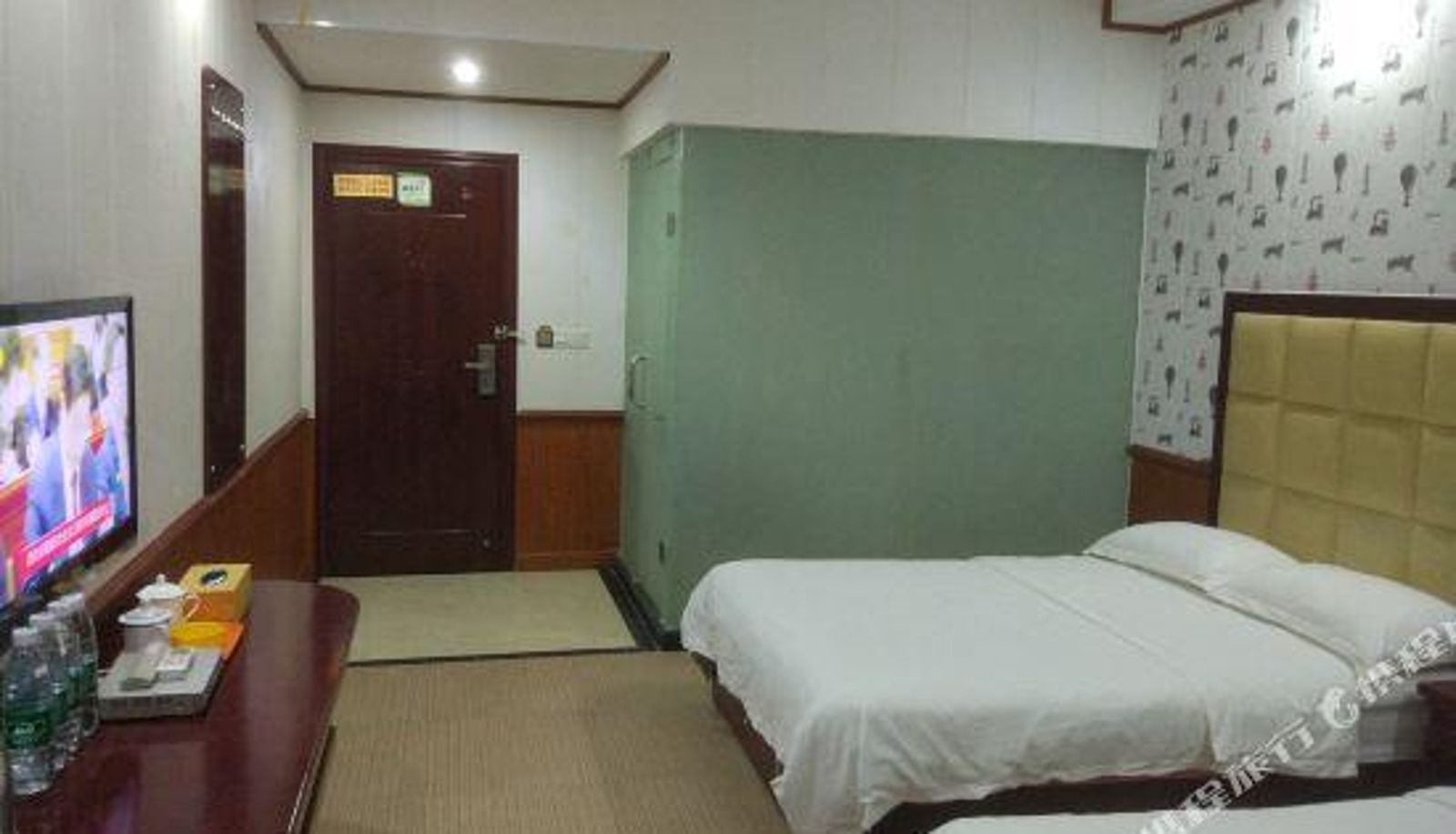 Zimmer - Times Inn