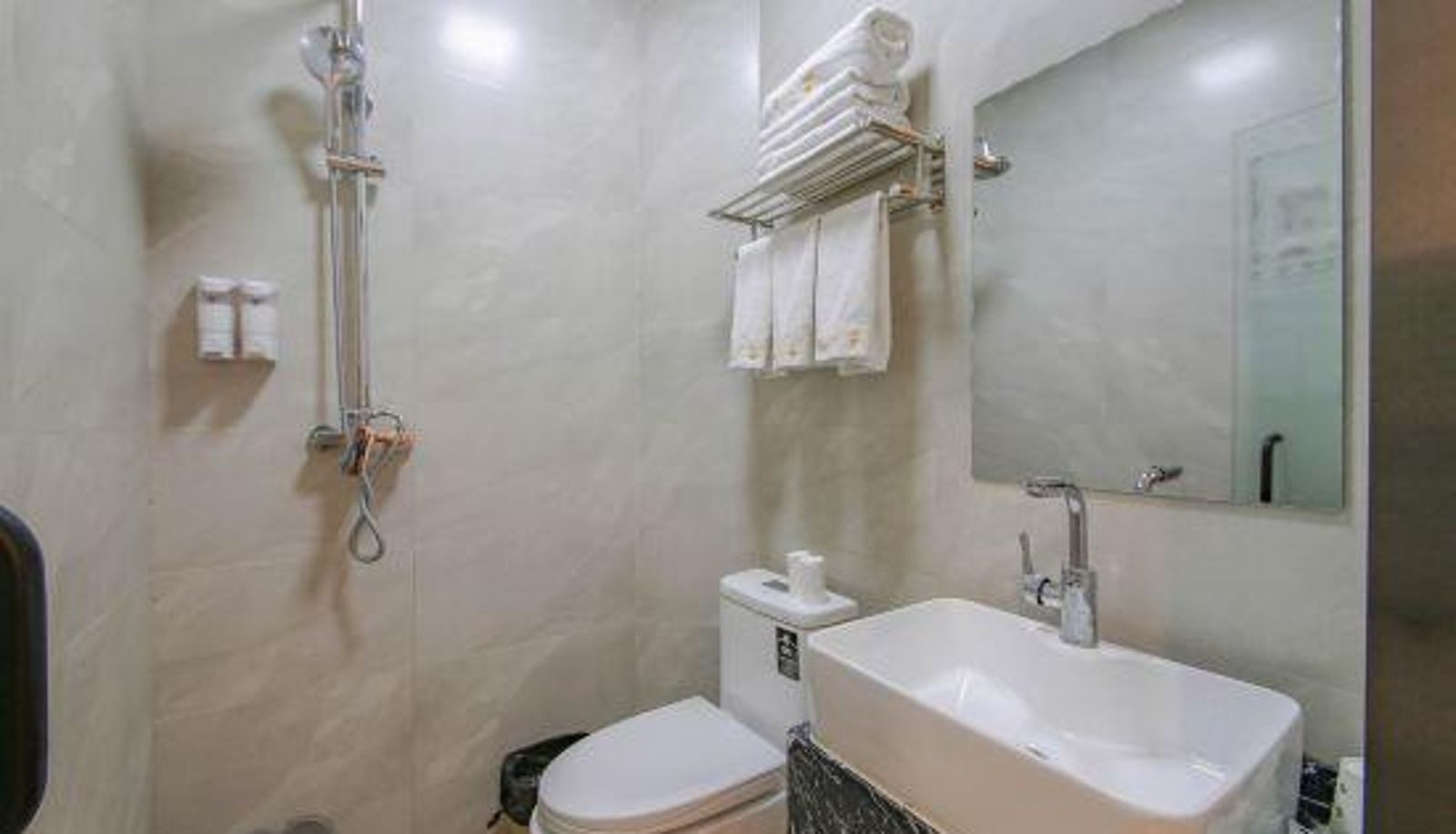 Camera - Love Family Hotel (Chifeng Hospital Branch)