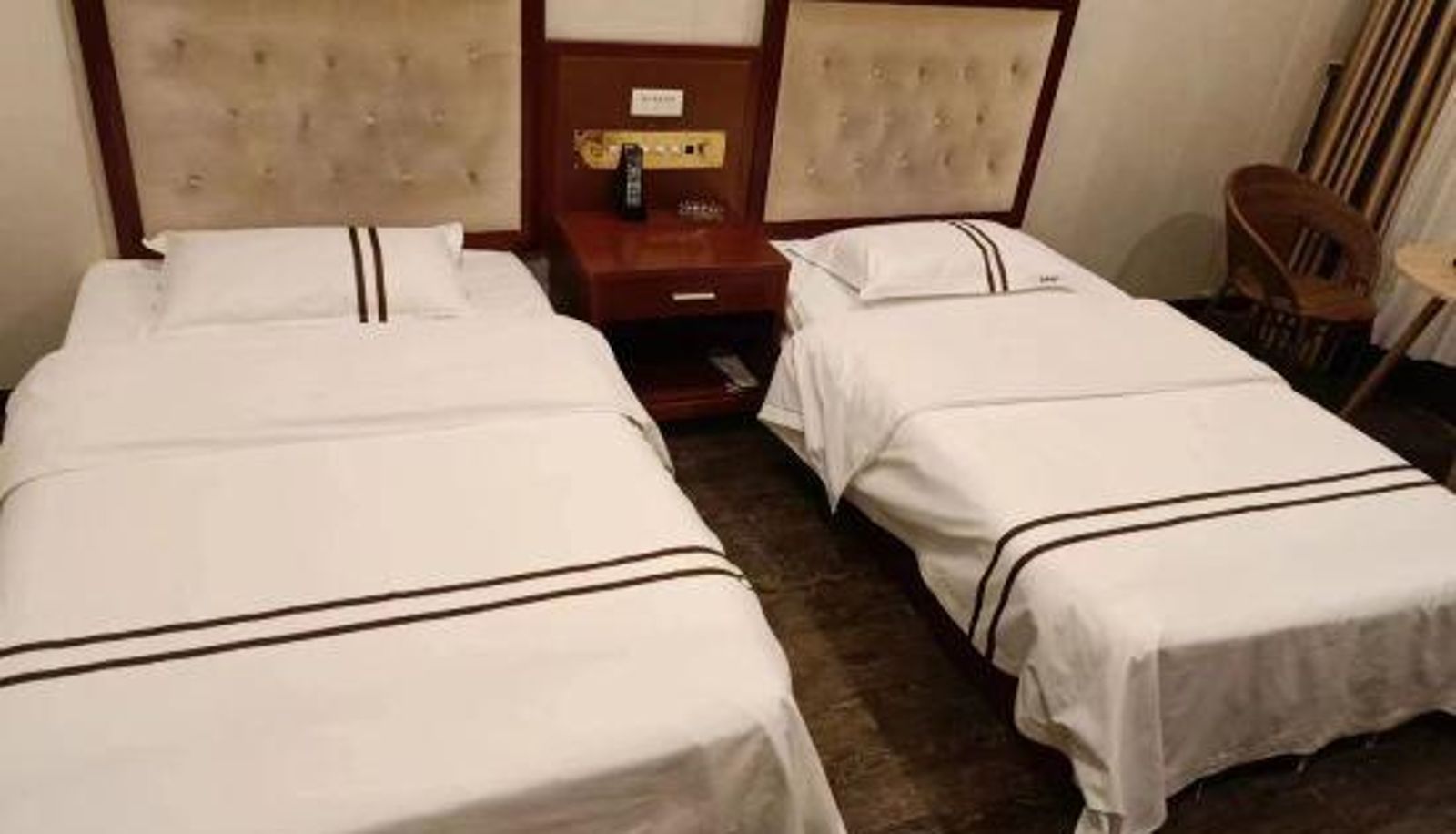 Camera business - Chifeng Yingang Hotel (City Hospital)
