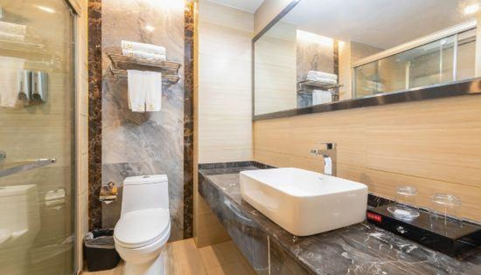 Zimmer - Pai Hotel (Changde TV Station)