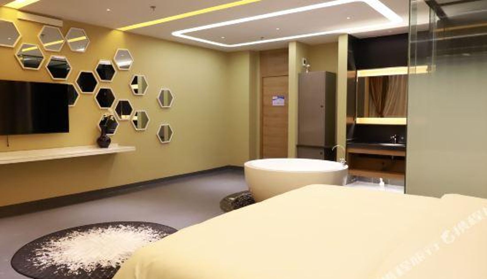 Kamer - Deep Blue Art Hotel