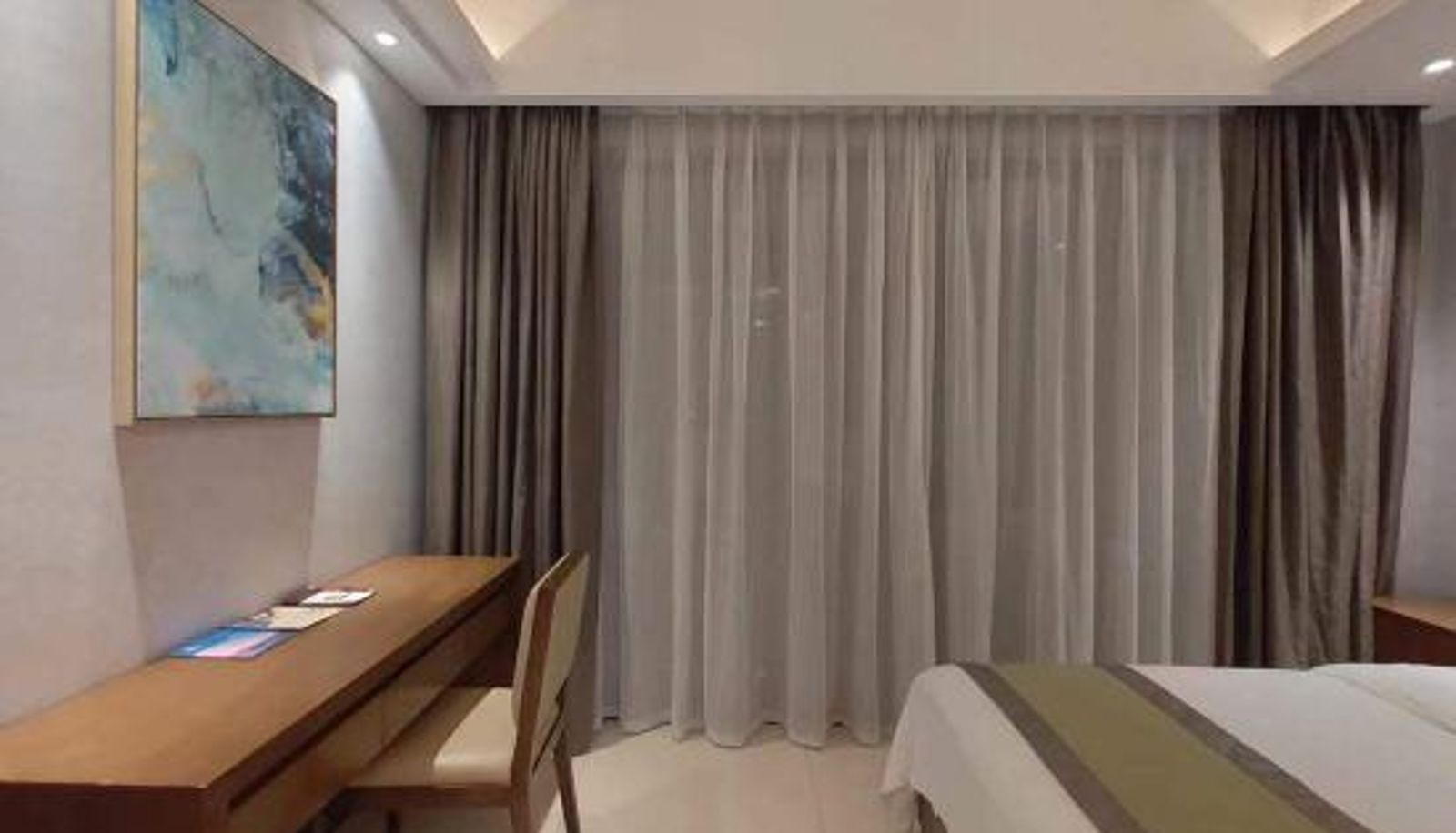 Room with balcony - Lanting Seaview Hotel