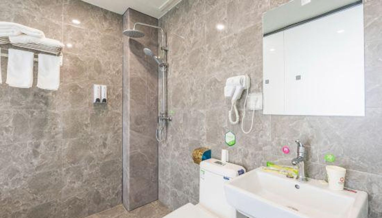 Familienzimmer - 99 Preferential Hotel (Baoding Qingyuan Vocational Education Center Branch)