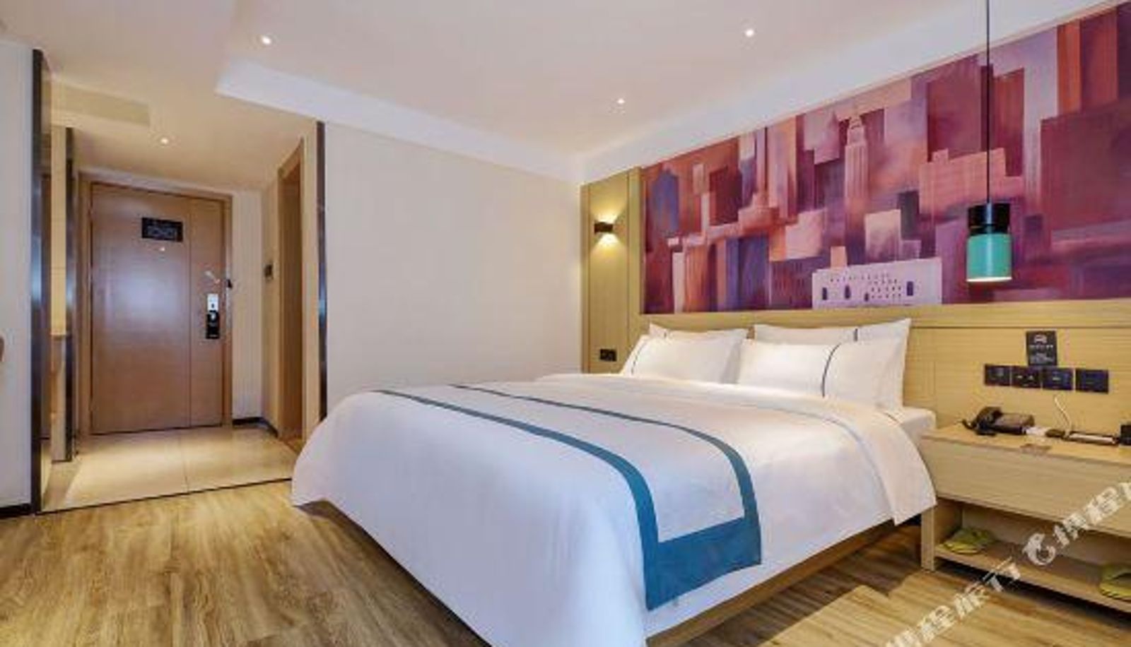 Camera business - City Convenient Hotel