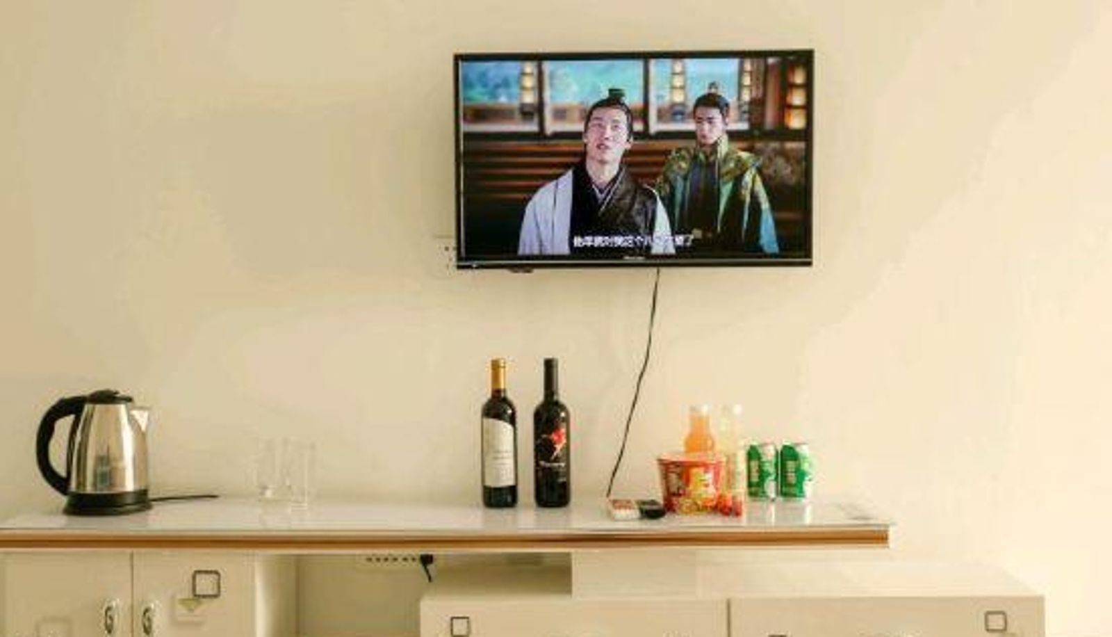 Kamer - Jinxin Apartment (Baoding East Railway Station College Branch)