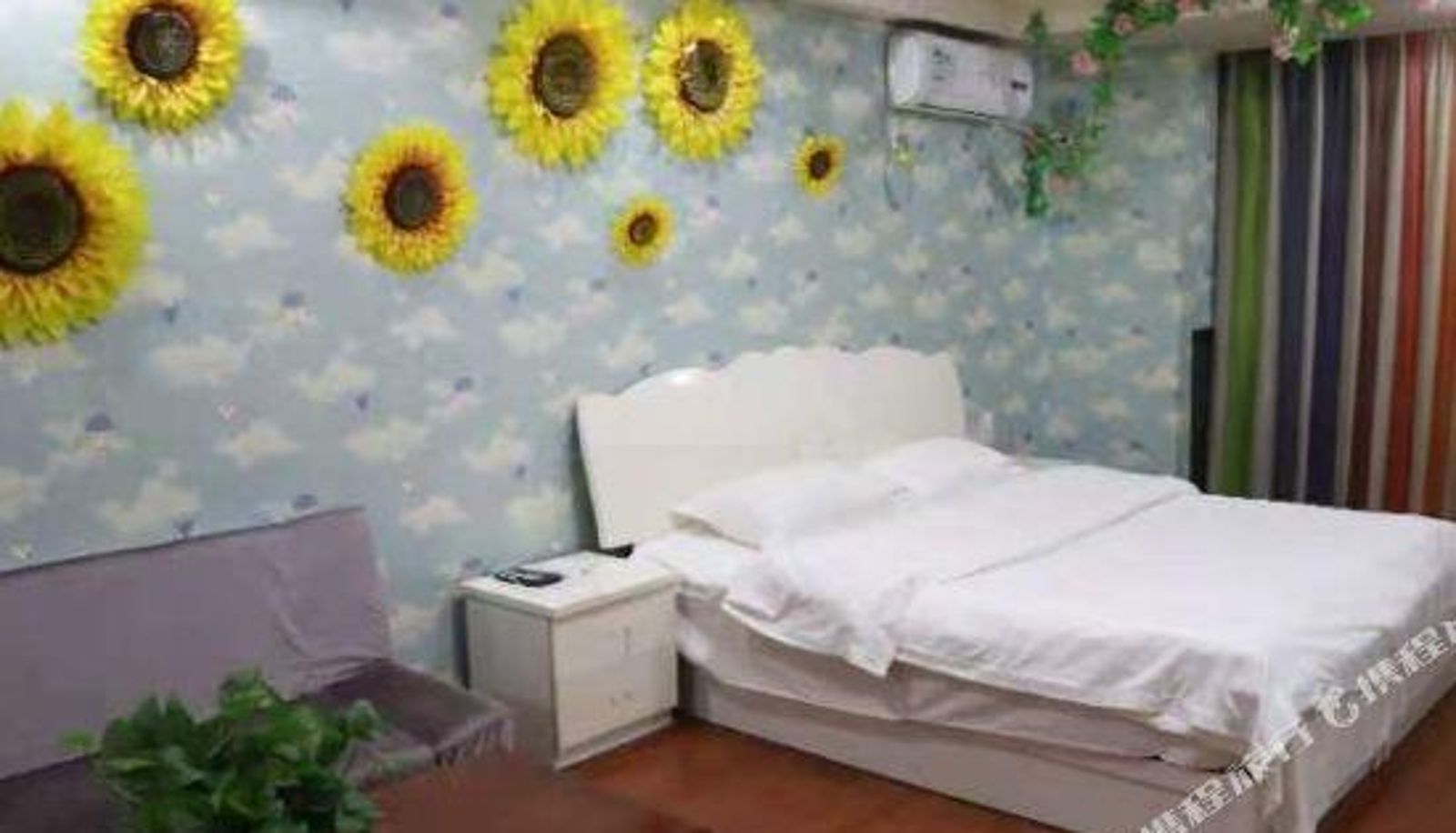 Camera - Bengbu Lover Talks Theme Inn Wanda Square Branch